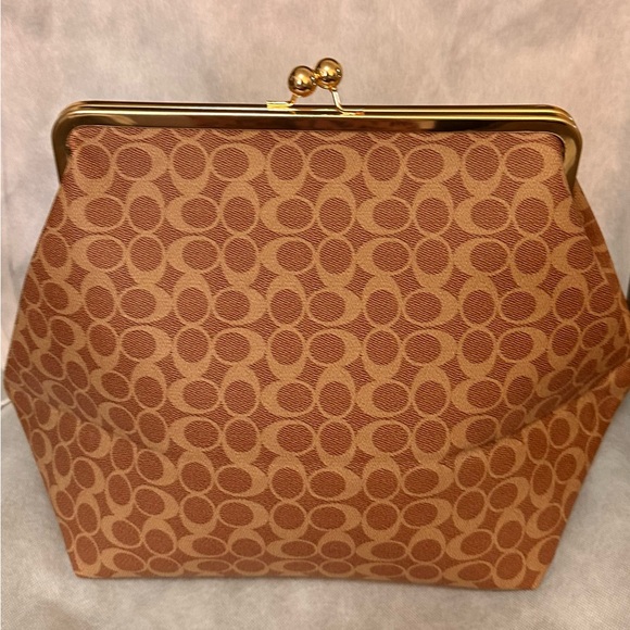 Handbags - Brown Patterned Women's Clutch
